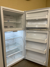 Load image into Gallery viewer, Frigidaire 18.3 cu ft Refrigerator - 3978
