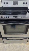 Load image into Gallery viewer, (T08516) Frigidaire Electric Stove - 8516

