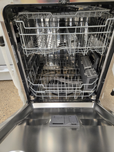 Load image into Gallery viewer, GE Stainless Dishwasher - 6865
