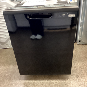 GE Black Dishwasher - T03471