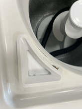 Load image into Gallery viewer, Kenmore Washer - 7018
