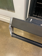 Load image into Gallery viewer, GE Gas Stove - 5778
