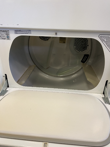 Whirlpool Washer and Gas Dryer Set - 5558 - 5559