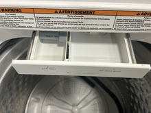 Load image into Gallery viewer, Maytag Bravo Washer - 7478
