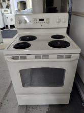 Load image into Gallery viewer, (T08640) GE Coil Electric Stove - 8640
