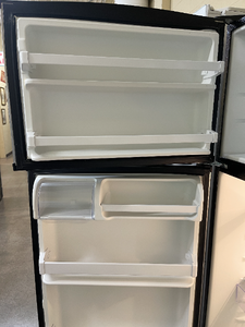 Whirlpool Stainless Refrigerator - 5605