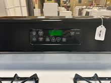 Load image into Gallery viewer, GE Gas Stove - 7502
