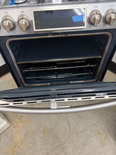 Load image into Gallery viewer, (T08605) Samsung Dual Source Gas Stove - 8605
