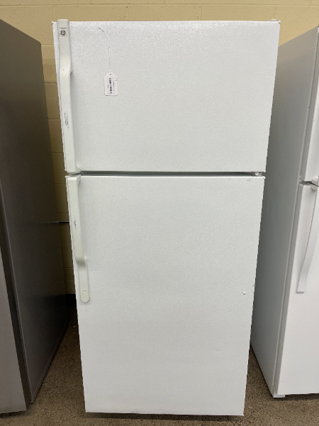 GE Refrigerator - 5370