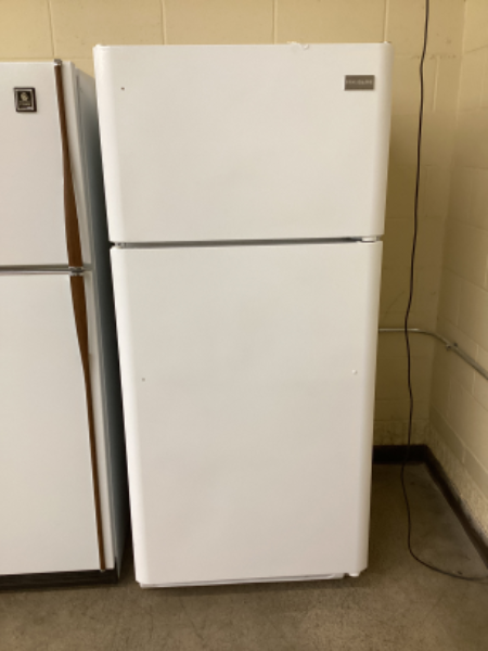 Whirlpool Refrigerator - 5746