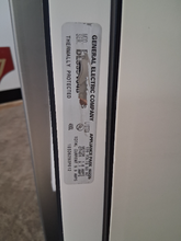 Load image into Gallery viewer, (T08572) GE Profile Dishwasher - 8572
