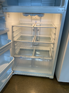 GE Refrigerator - 4046