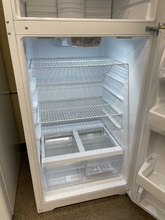 Load image into Gallery viewer, GE - 16.6 Cu. Ft. Top-Freezer Refrigerator - White - 5983

