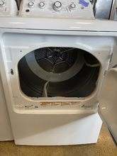 Load image into Gallery viewer, GE Washer and Gas Dryer Set - 5866 - 5870
