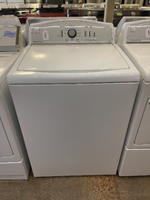 Load image into Gallery viewer, Kenmore Washer - 5523
