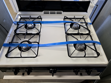 Load image into Gallery viewer, (T08624) Hotpoint Gas Stove - 8624
