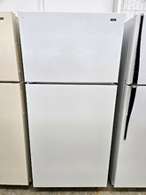 Load image into Gallery viewer, Hotpoint Refrigerator - 8105
