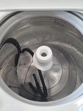 Load image into Gallery viewer, Amana 3.8 cu ft Top Load Washer - 7622
