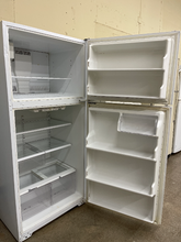 Load image into Gallery viewer, Magic Chef Refrigerator - 6019
