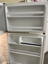 Load image into Gallery viewer, Roper Refrigerator - 2910
