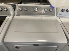 Load image into Gallery viewer, Maytag Washer and Gas Dryer Set - 6137 - 6120
