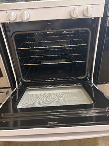 GE White Gas Stove - 7046