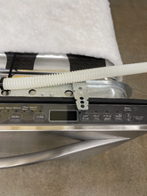 Load image into Gallery viewer, Whirlpool Dishwasher - 6129
