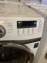 Load image into Gallery viewer, Samsung Front Load Washer and Gas Dryer Set - 4121 - 4122

