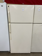 Load image into Gallery viewer, Hotpoint Refrigerator - 5583
