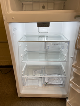 Load image into Gallery viewer, Whirlpool - 18.2 Cu. Ft. White Refrigerator - 6081
