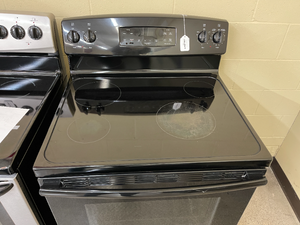 GE Electric Stove - 5681