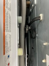 Load image into Gallery viewer, Frigidaire 4.4 cu ft Top Load Washer - 7668
