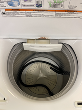 Load image into Gallery viewer, Kenmore Washer - 5523
