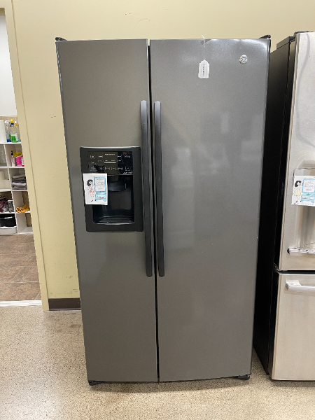 GE Stainless Side by Side Refrigerator - 5241