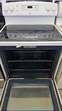 Load image into Gallery viewer, (T08450) GE Electric Stove - 8450

