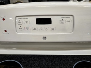 GE Electric Stove - 7176