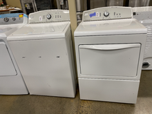 Load image into Gallery viewer, Kenmore Washer and Gas Dryer Set - 6029 - 6028
