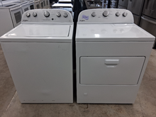 Load image into Gallery viewer, (T08573) Whirlpool Washer and Gas Dryer Set - 8573-8511

