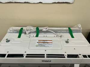 Whirlpool Microwave - 6918
