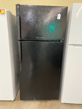 Load image into Gallery viewer, GE Black Refrigerator - 5502
