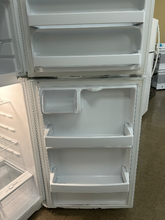 Load image into Gallery viewer, GE Refrigerator - 7458
