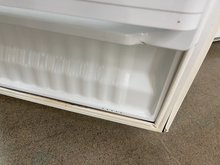 Load image into Gallery viewer, Hotpoint Refrigerator - 5583
