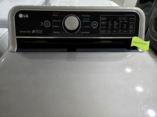 Load image into Gallery viewer, LG Electric Dryer - 7942
