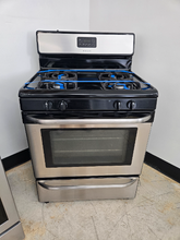 Load image into Gallery viewer, (T08994) Frigidaire Gas Stove - 8994
