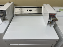 Load image into Gallery viewer, Whirlpool Electric Dryer - 5176
