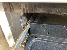 Load image into Gallery viewer, (T09051) Frigidaire Gas Stove - 9051
