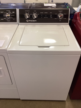 Load image into Gallery viewer, Speed Queen Washer - 5826

