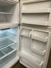 Load image into Gallery viewer, Vissani Refrigerator - 7490

