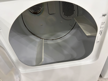 Load image into Gallery viewer, (T08945) Amana Washer and Electric Dryer Set - 8900-8899
