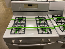 Load image into Gallery viewer, Whirlpool Gas Stove - 5580
